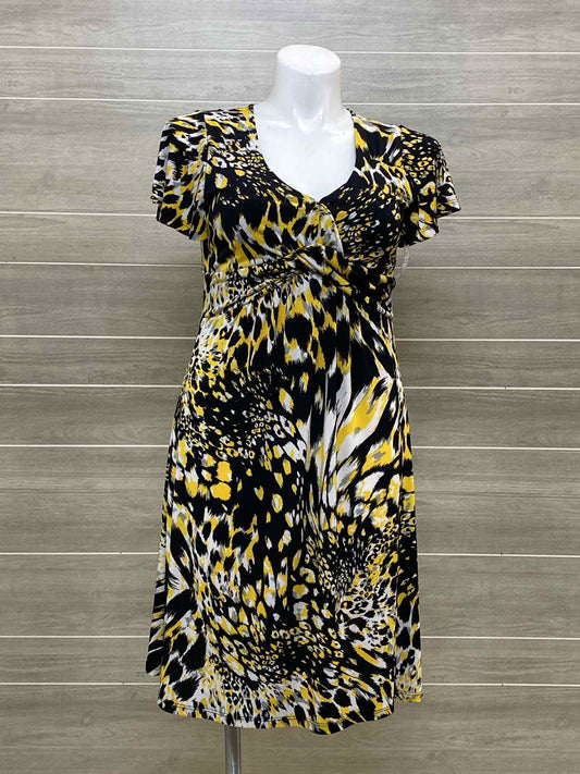 Monroe & Main Yellow Womens Size 10/12 Dress