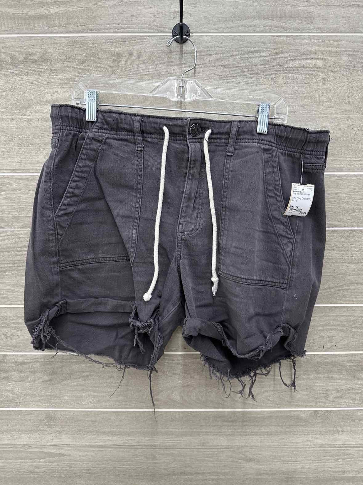 American Eagle Size 14 Gray Womens Shorts