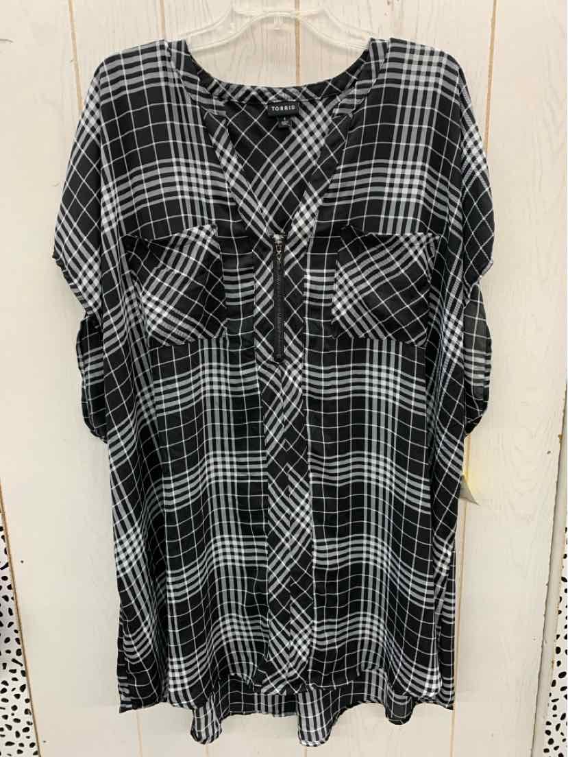 Torrid Black Womens Size 4X Shirt