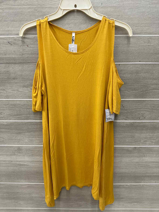 Azules Size M Mustard Womens Shirt