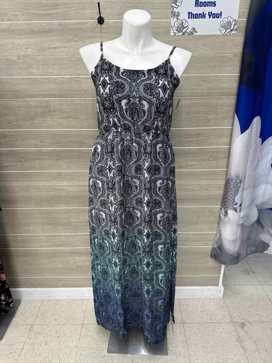 Maurices Gray Womens Size 12/14 Dress