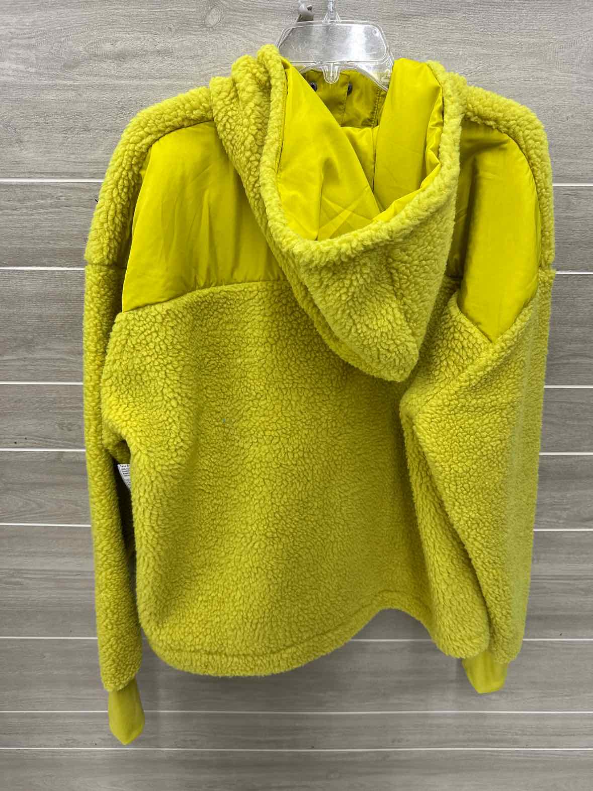 Amazon Yellow Womens Women Size XL Sweatshirt