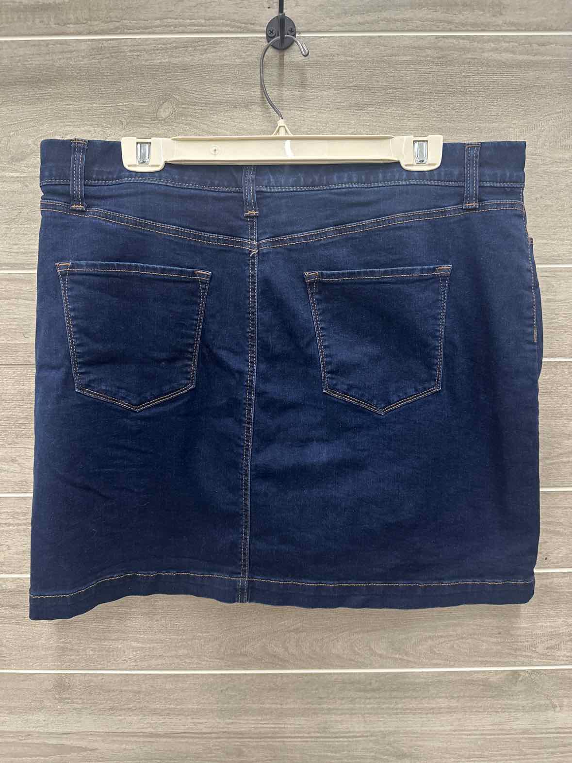 Croft & Barrow Size 16 Blue Plus Skirt