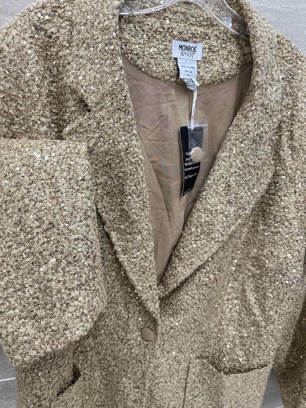 Monroe & Main Size 2X Gold Plus Blazer