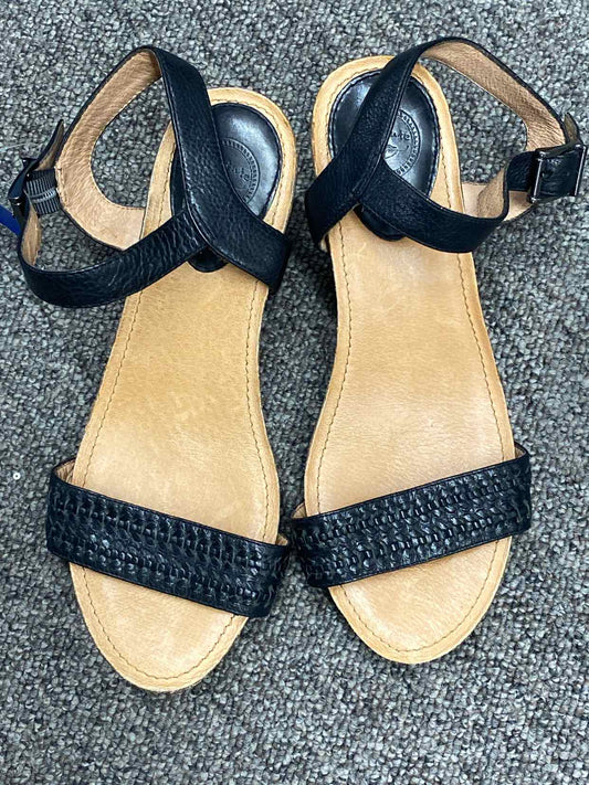 Nurture Black Womens Size 9.5 Sandals