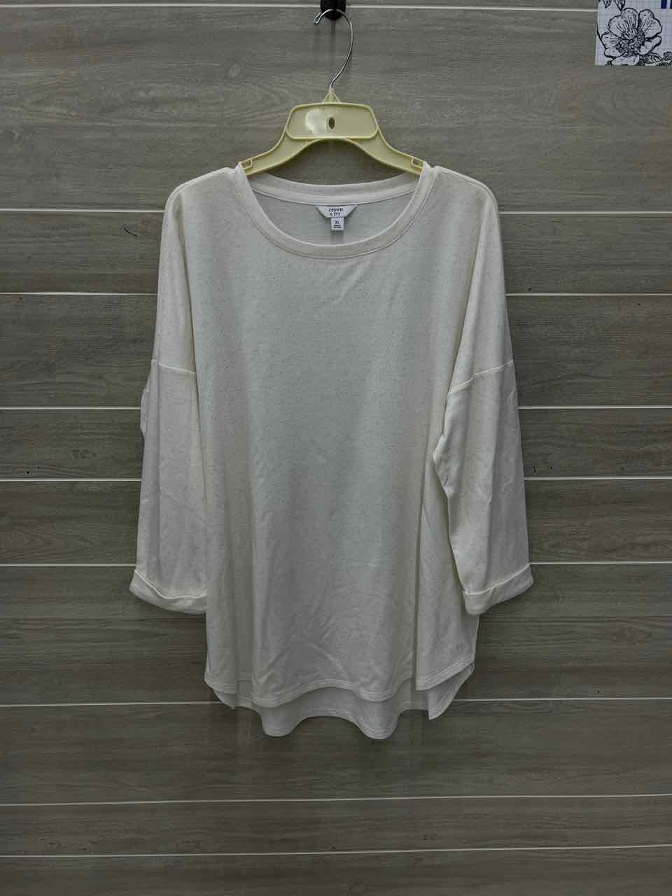 Crown & Ivy Size XL Cream Womens Shirt