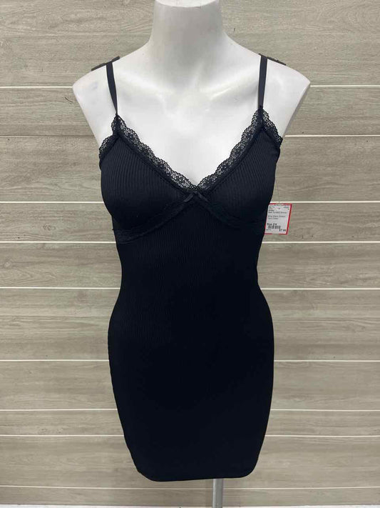 Divided Size 2/4 Black Womens Dress