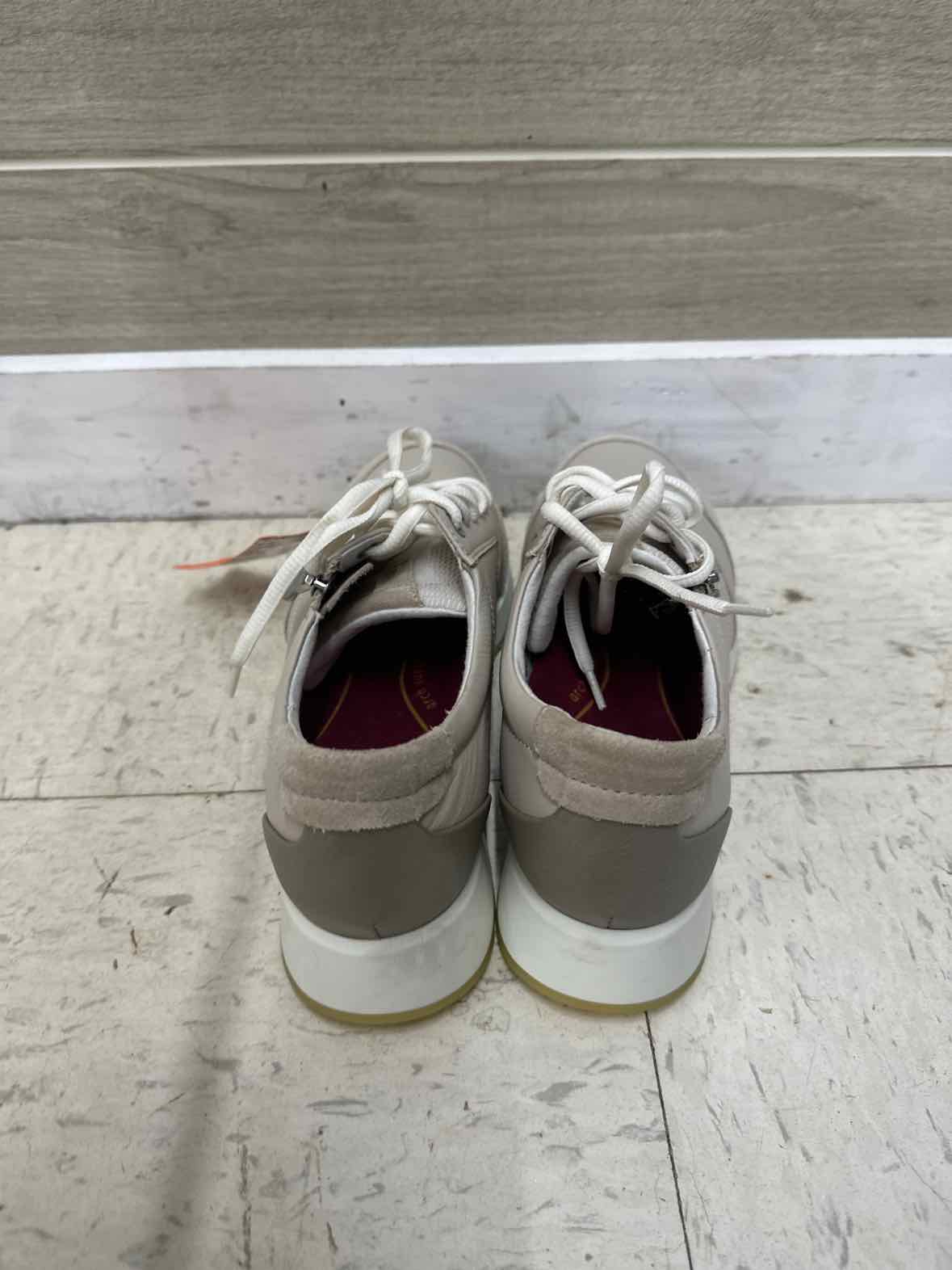 Munro US Shoe Size 10 Beige Womens Shoes/Footwear