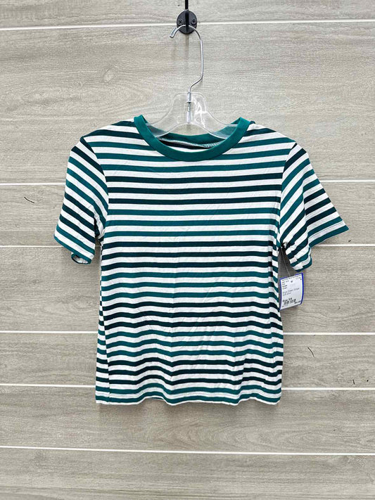 Kickee Boys Size 5/6 Shirt