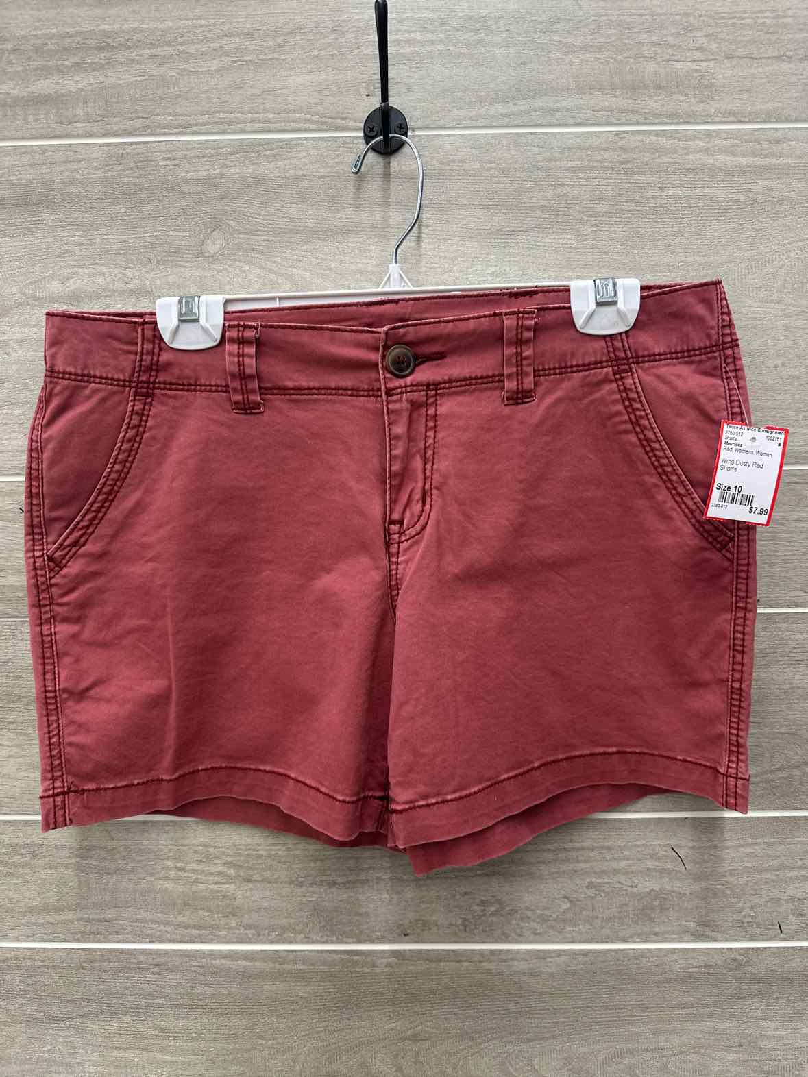 Maurices Size 10 Red Womens Shorts