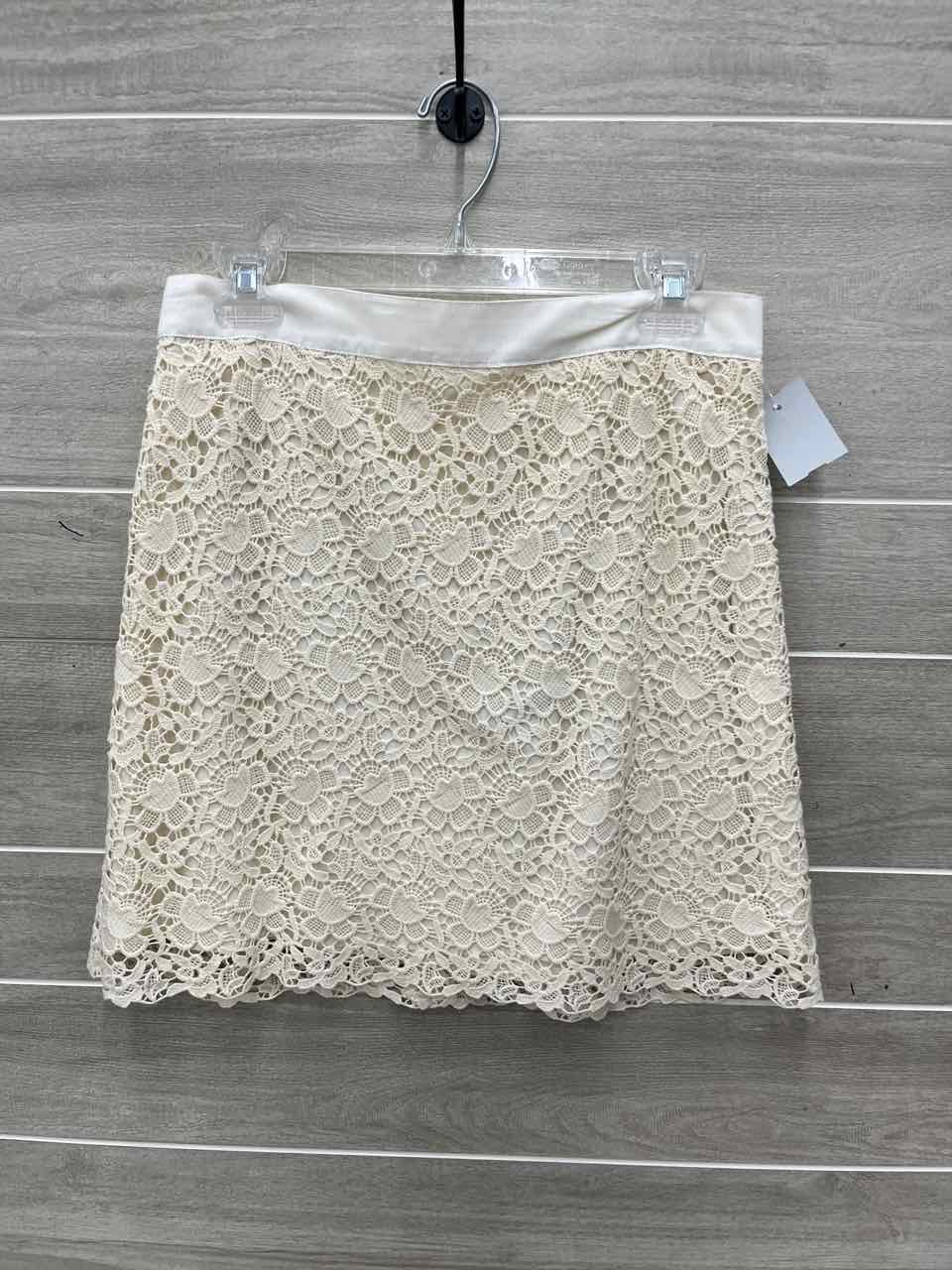 LOFT Size 6 Cream Womens Skirt