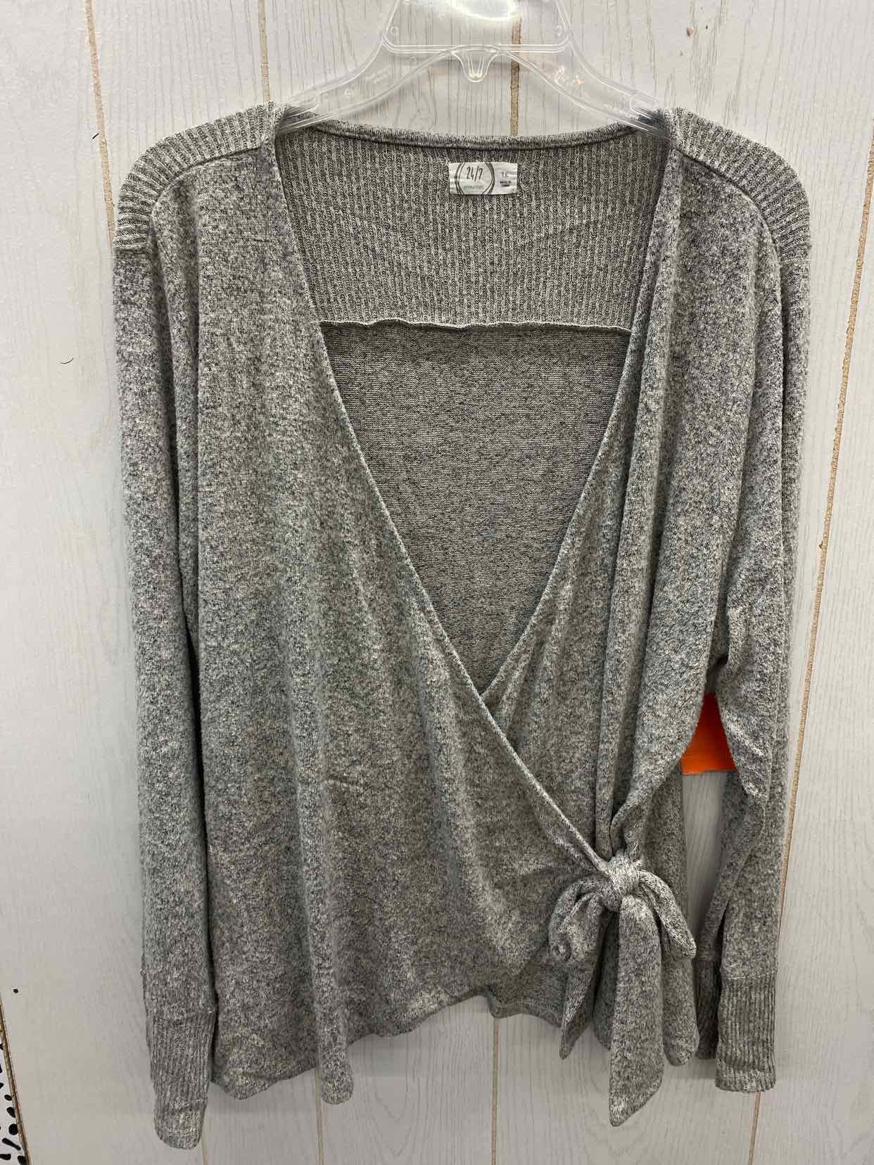 Maurices Gray Womens Size 1X Shirt