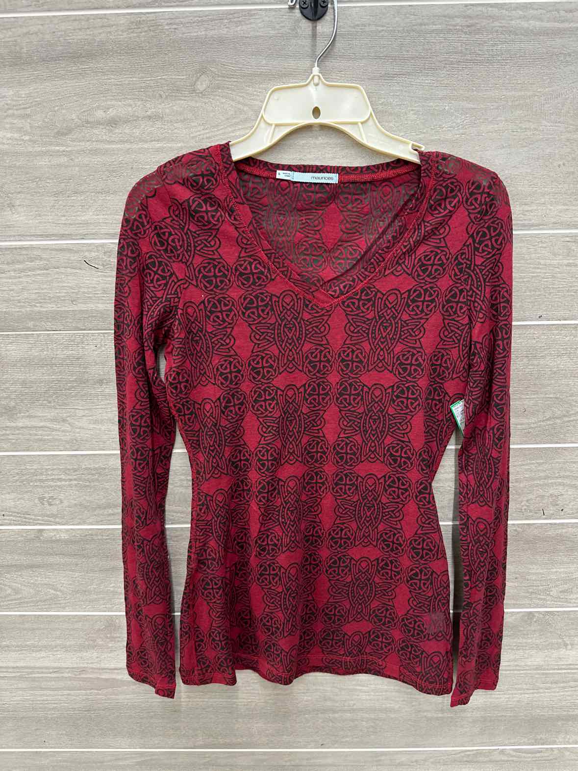 Maurices Size S Burgundy Junior Shirt