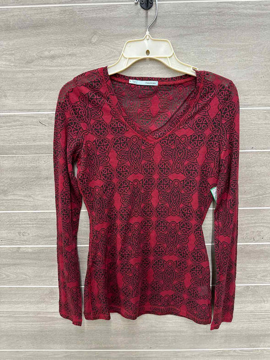 Maurices Size S Burgundy Junior Shirt