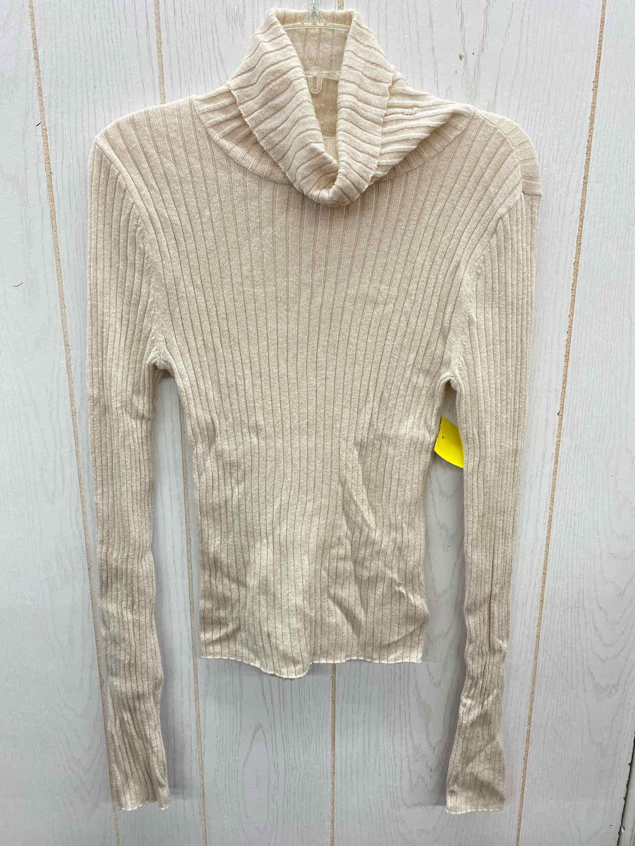 American Eagle Cream Junior Size M Shirt