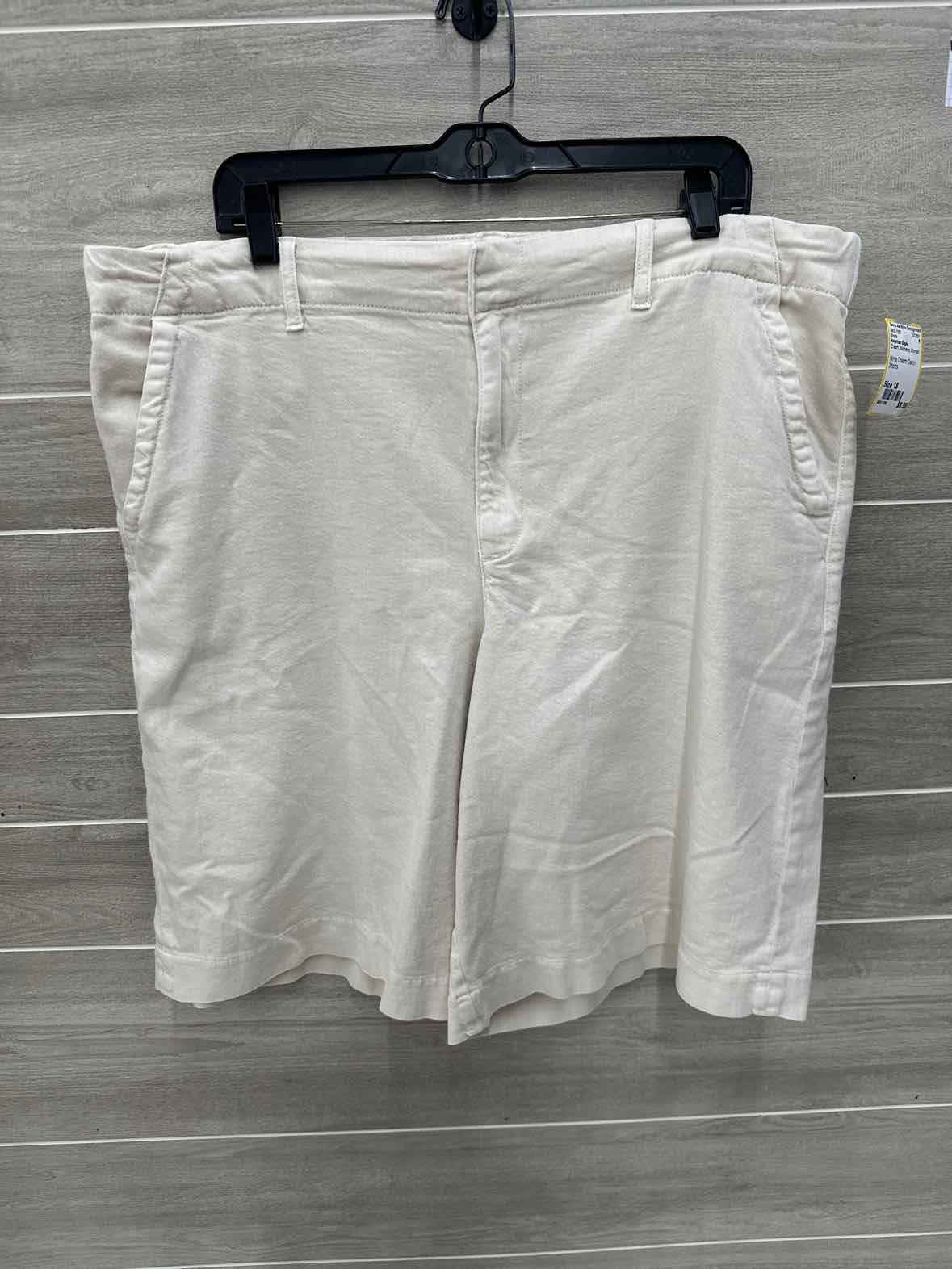 American Eagle Cream Womens Women Size 18 Shorts
