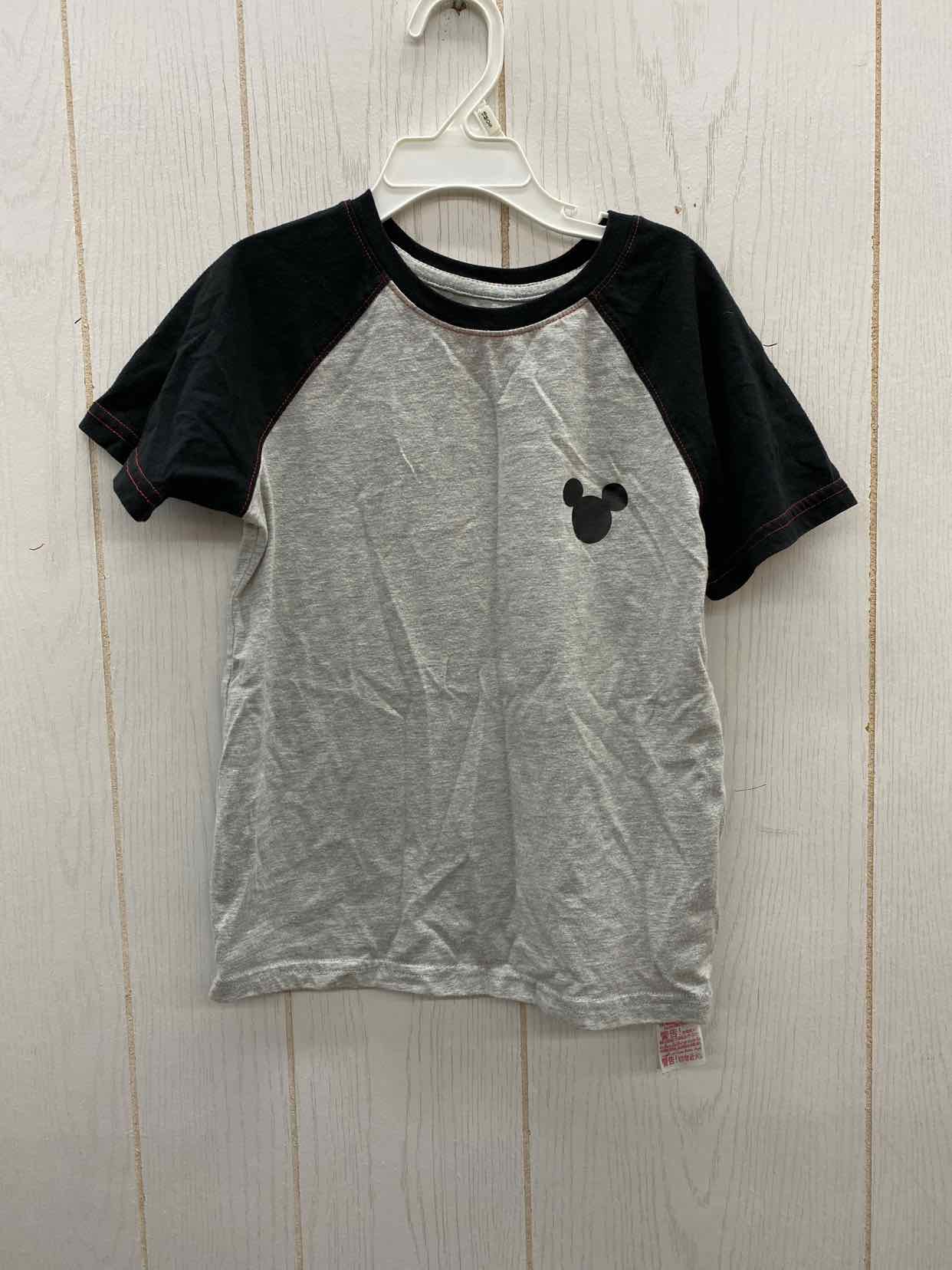 Disney Boys Size 5/6 Shirt