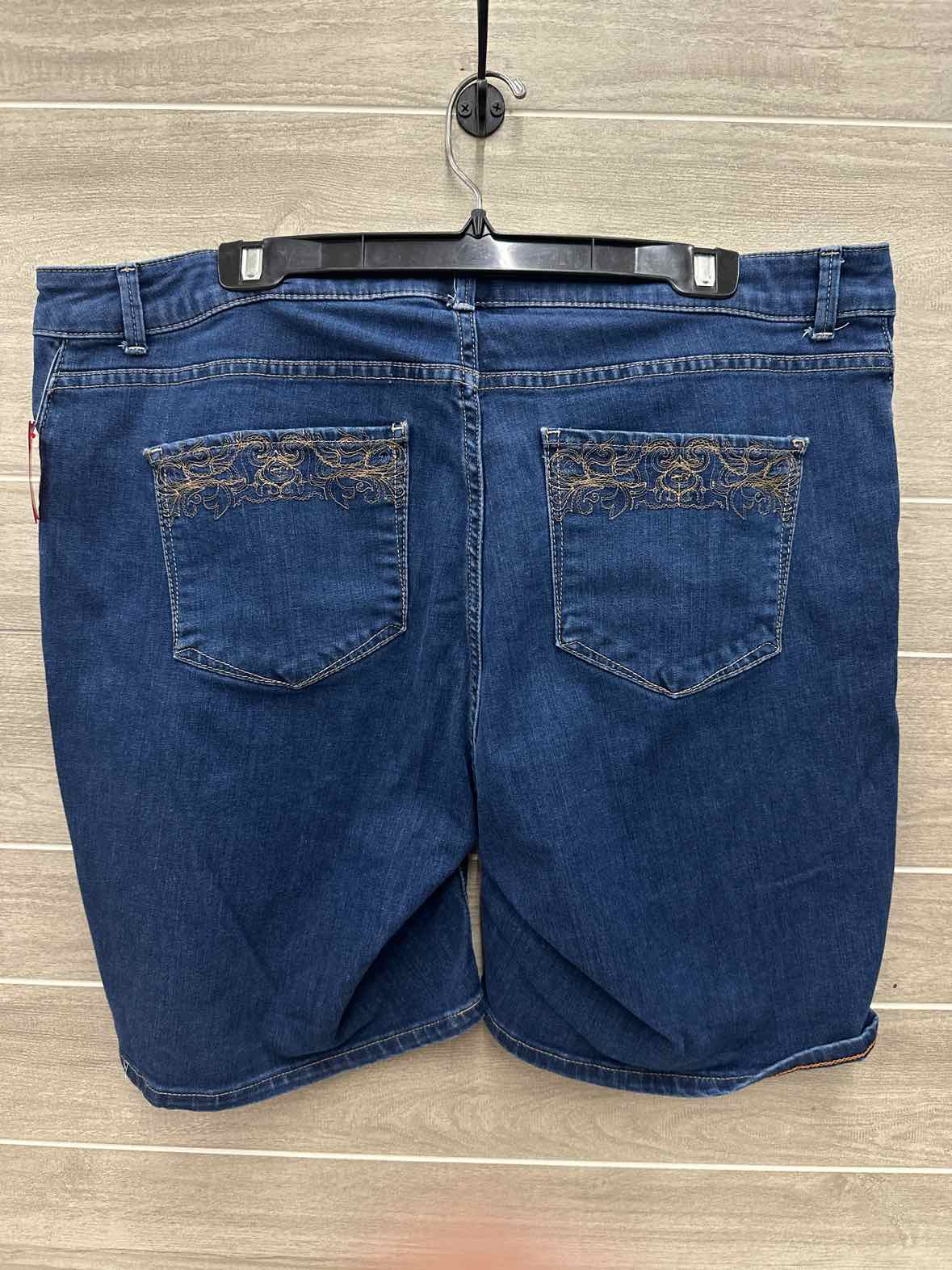 Lee Size 20W Blue Plus Shorts