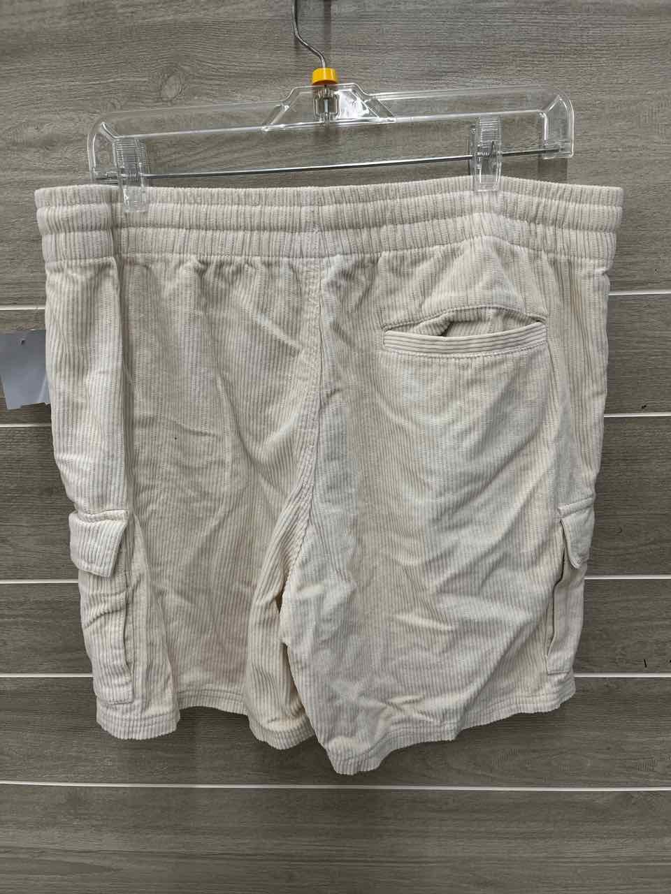 Size 32-34 Men Mens Shorts