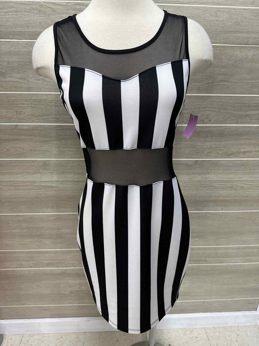 LA HEARTS Black Junior Size 6/8 Dress
