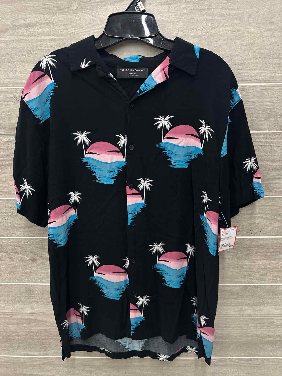 No Boundaries Size M Men Mens Shirt