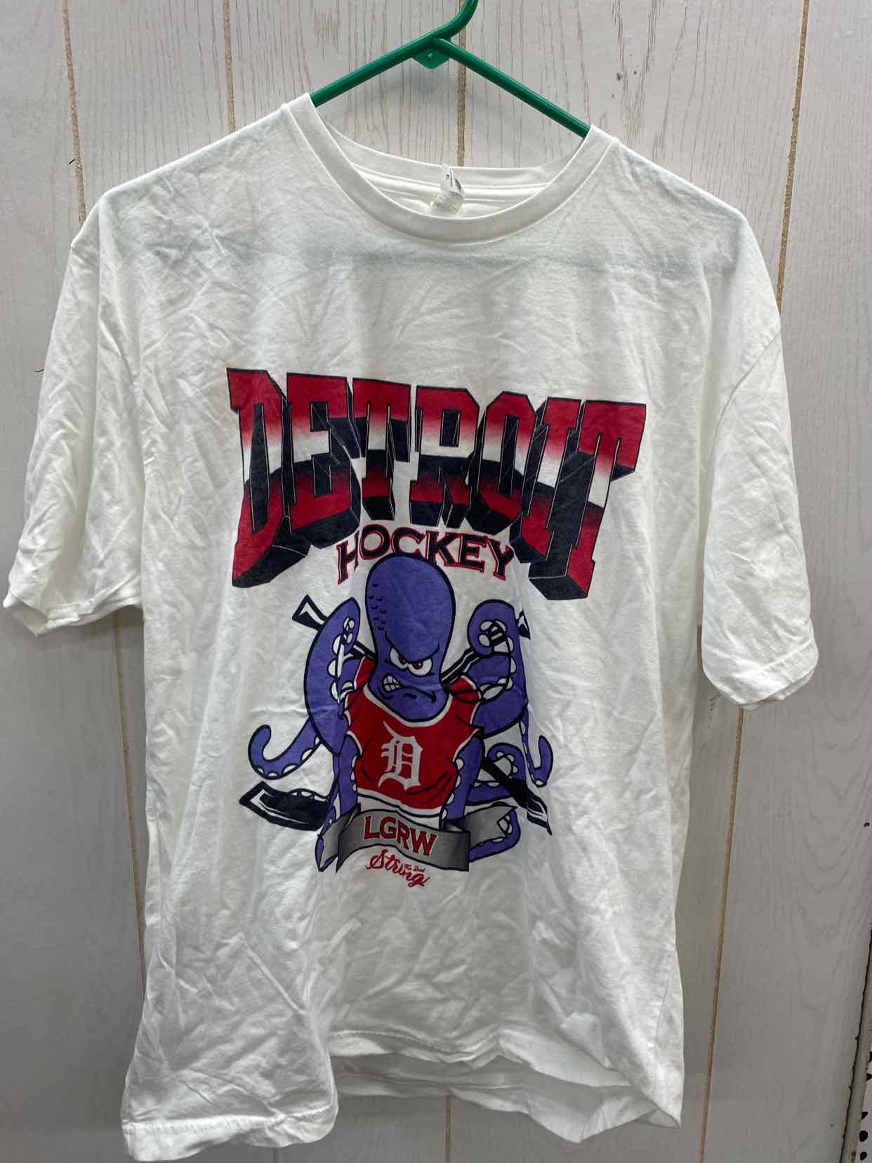 Mens Size XL Mens T-shirt