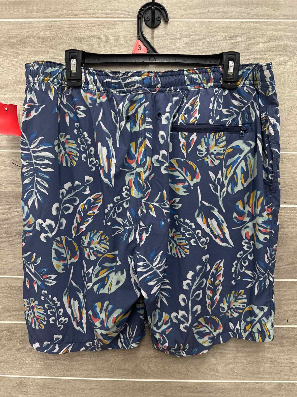 Kirkland Size XL Men Mens Swim Trunks