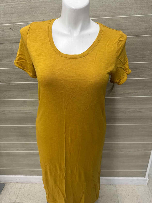 Jessica Simpson Size 10/12 Mustard Womens Dress