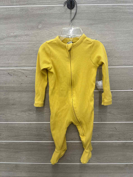 Old Navy Infant 3/6 months Sleeper