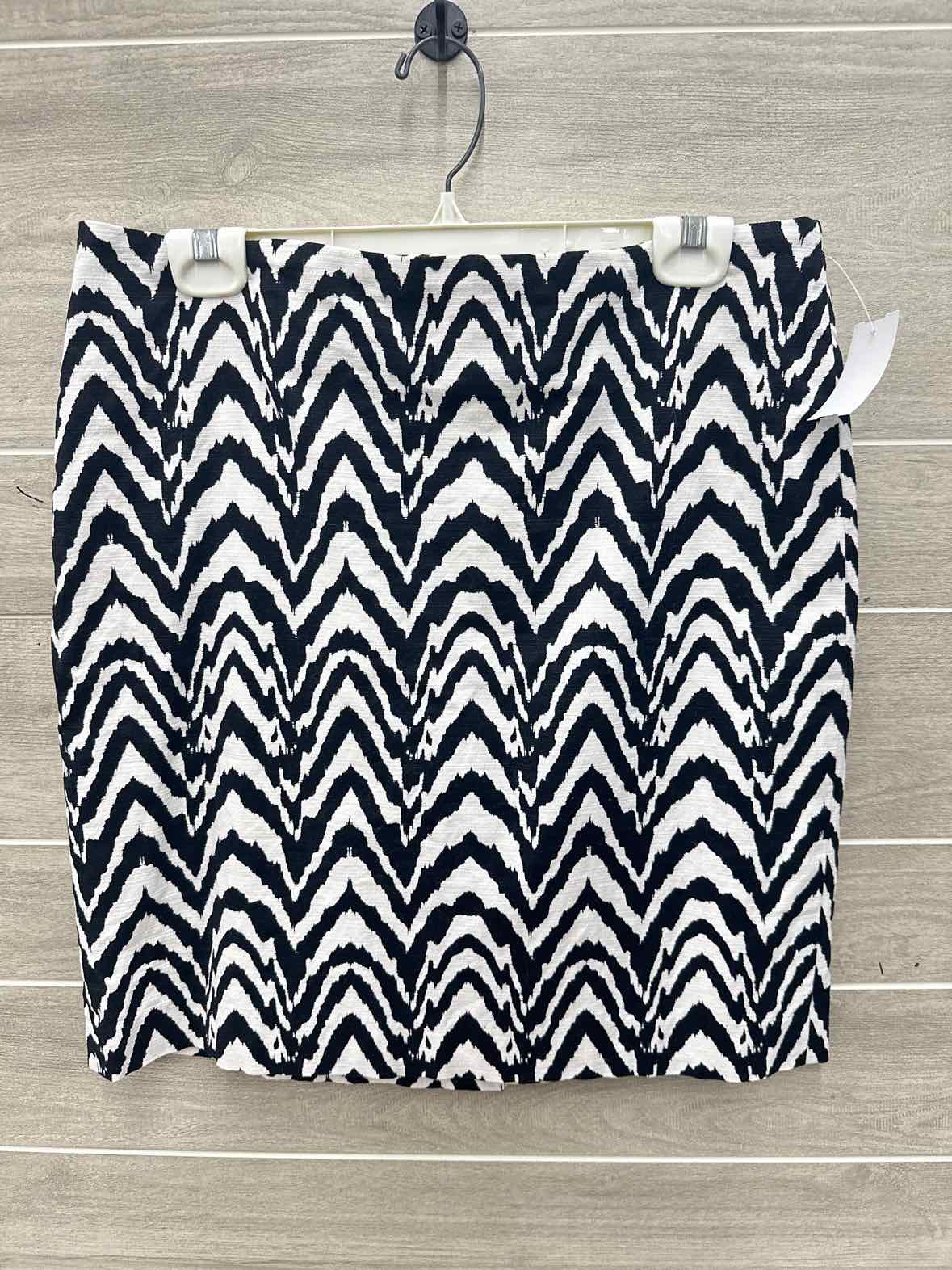 Banana Republic Size 12 Black Womens Skirt