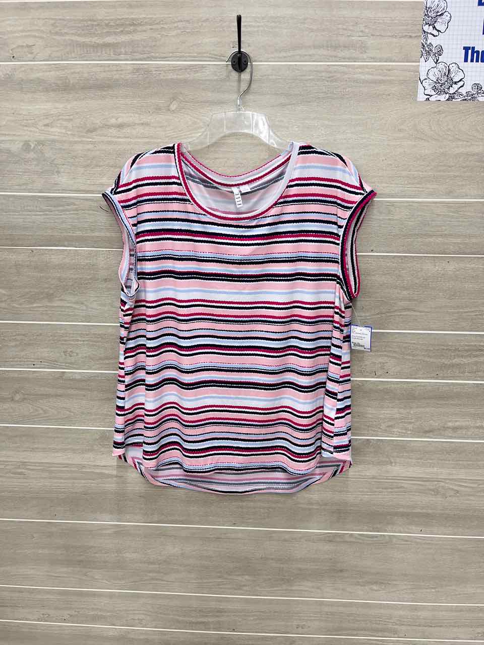 ELLE Size XL Pink Womens Shirt