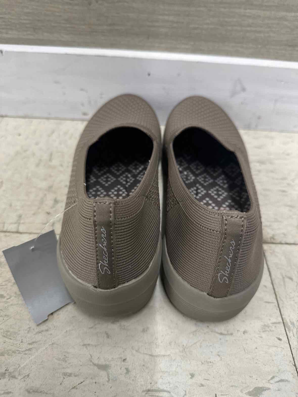 8.5 Skechers Taupe Womens Women Size 8.5 Shoes/Footwear