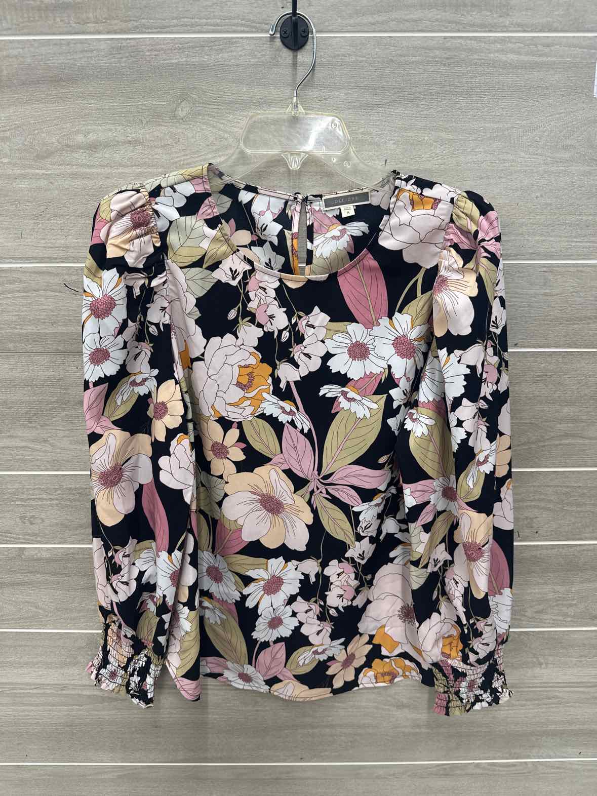 Pleione Size M Black Womens Shirt
