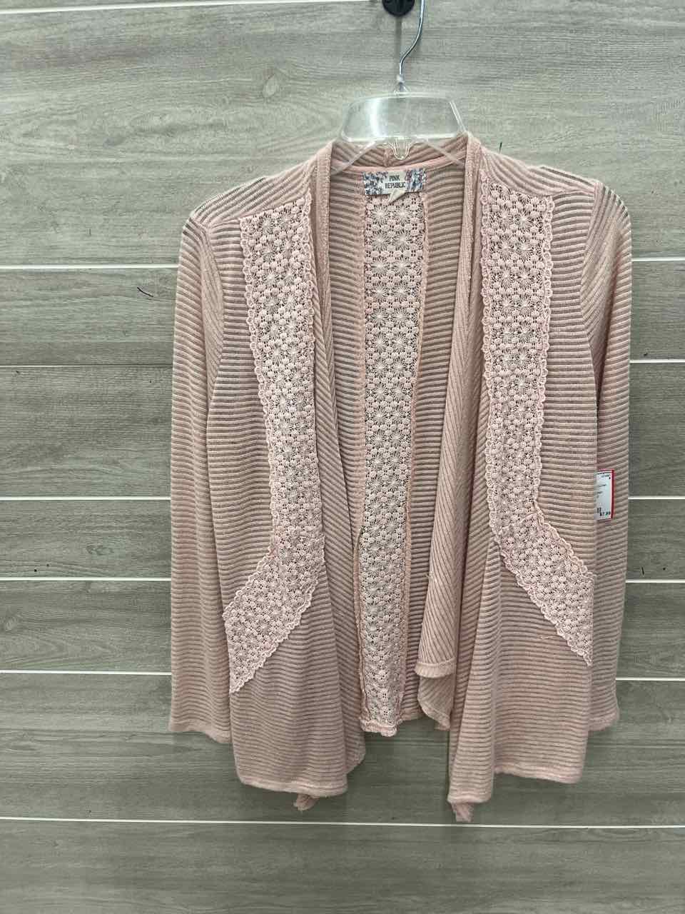 Pink Republic Size L Pink Womens Shirt