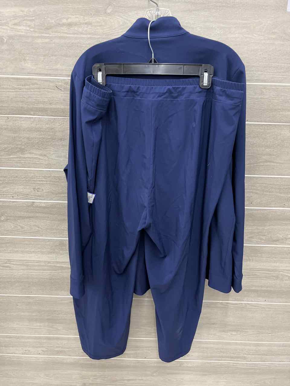 Chico's Size 16 Navy Plus Pant Set