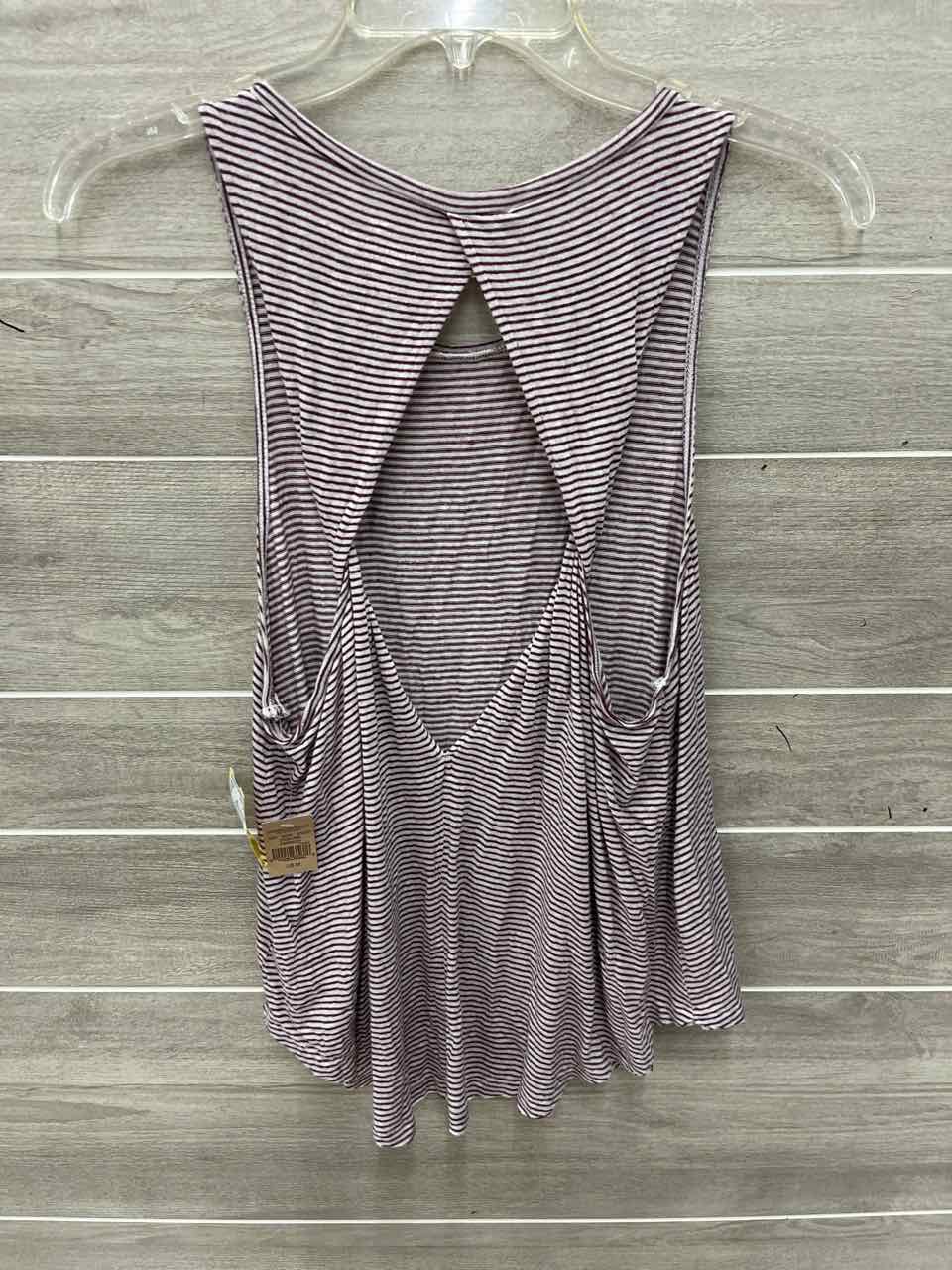 American Eagle Burgundy Womens Women Size M Tank Top
