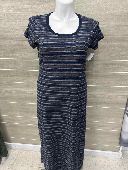 No Boundaries Size L/XL Blue Womens Dress