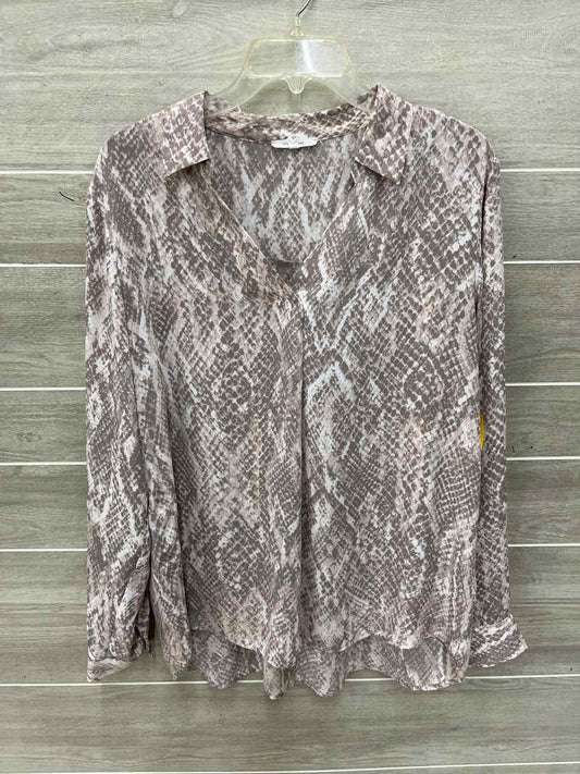 Maurices Pink Womens Size XL Shirt