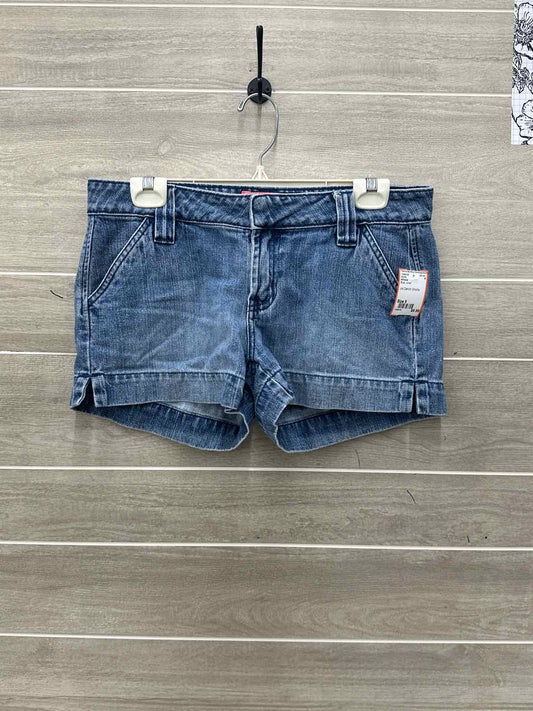 Arizona Blue Junior Size 9 Shorts