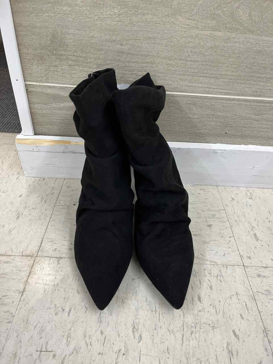 Journee US Shoe Size 8.5 Black Womens Boots
