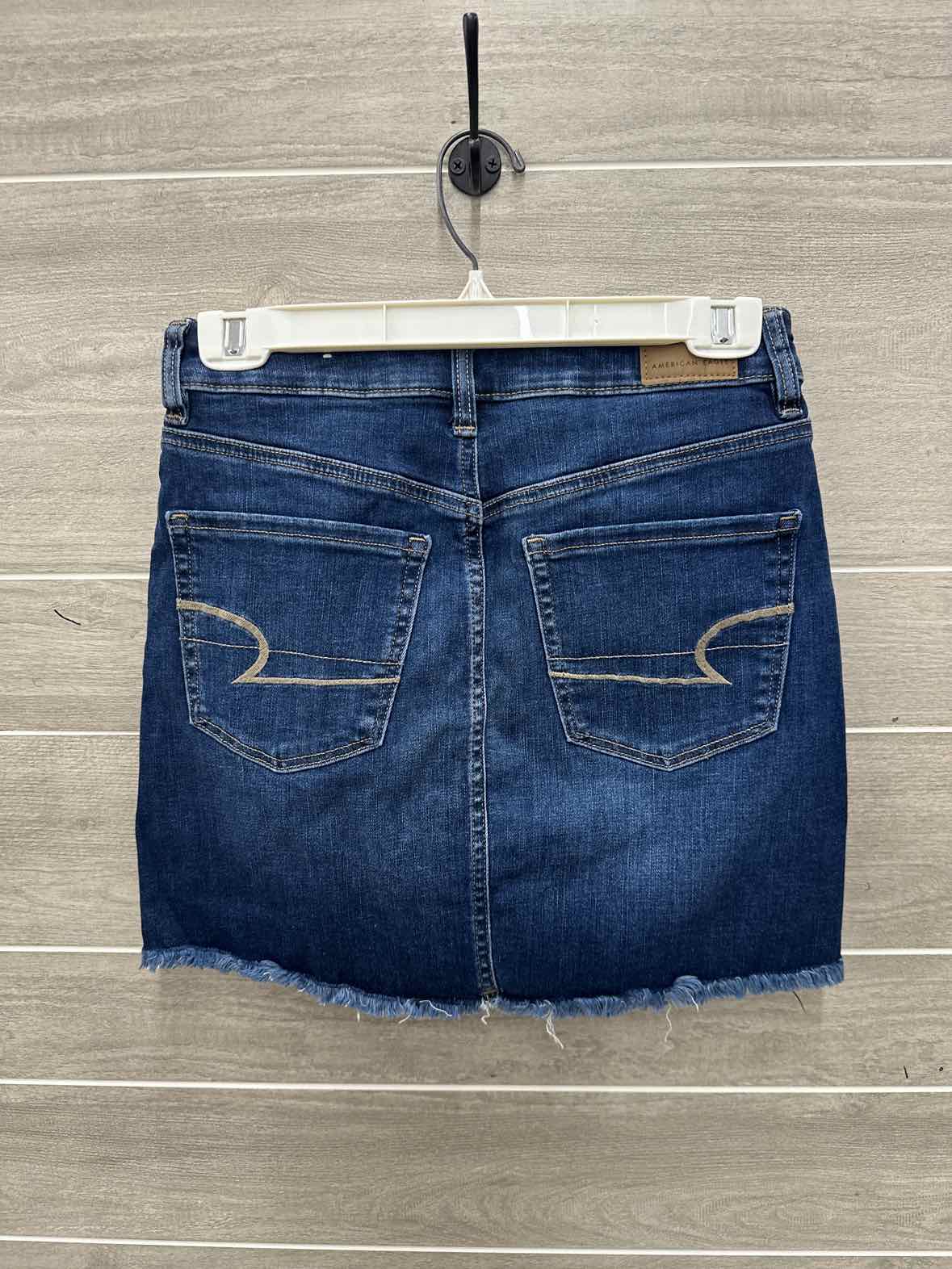 American Eagle Size 2 Blue Womens Skirt