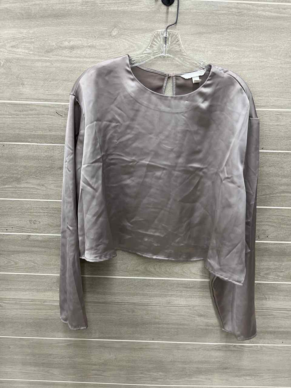 H&M Size XL Taupe Womens Shirt