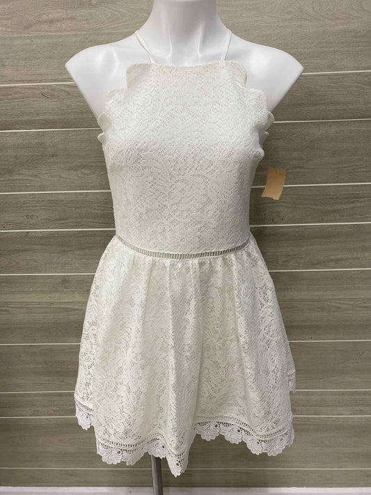 just me White Womens Size 6/8 Dress