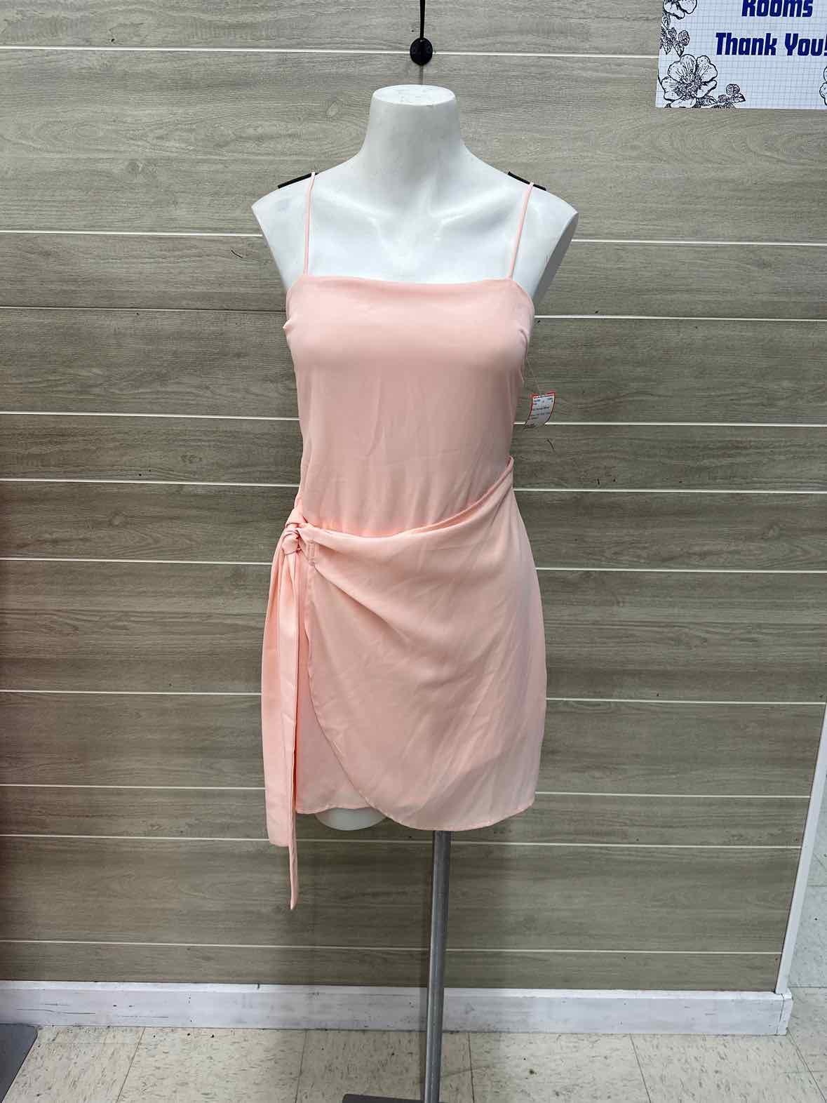Size 6/8 Pink Womens Dress