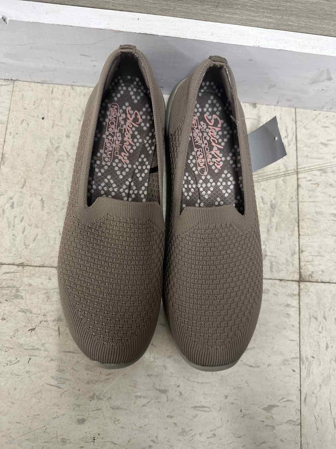 8.5 Skechers Taupe Womens Women Size 8.5 Shoes/Footwear