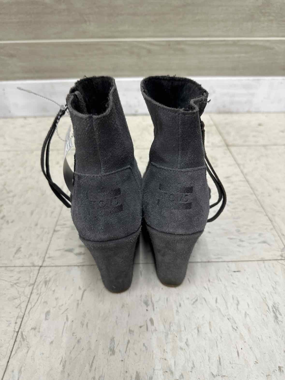 TOMS US Shoe Size 8 Gray Womens Boots
