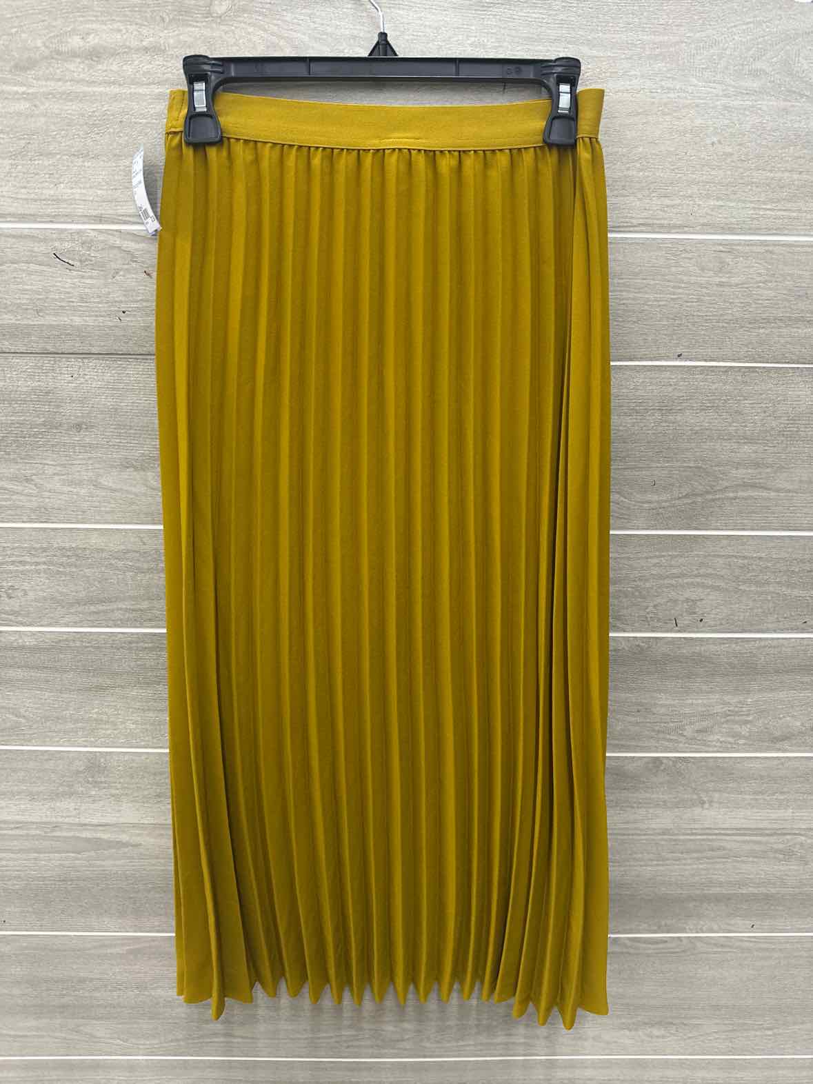 A New Day Size 4 Mustard Womens Skirt