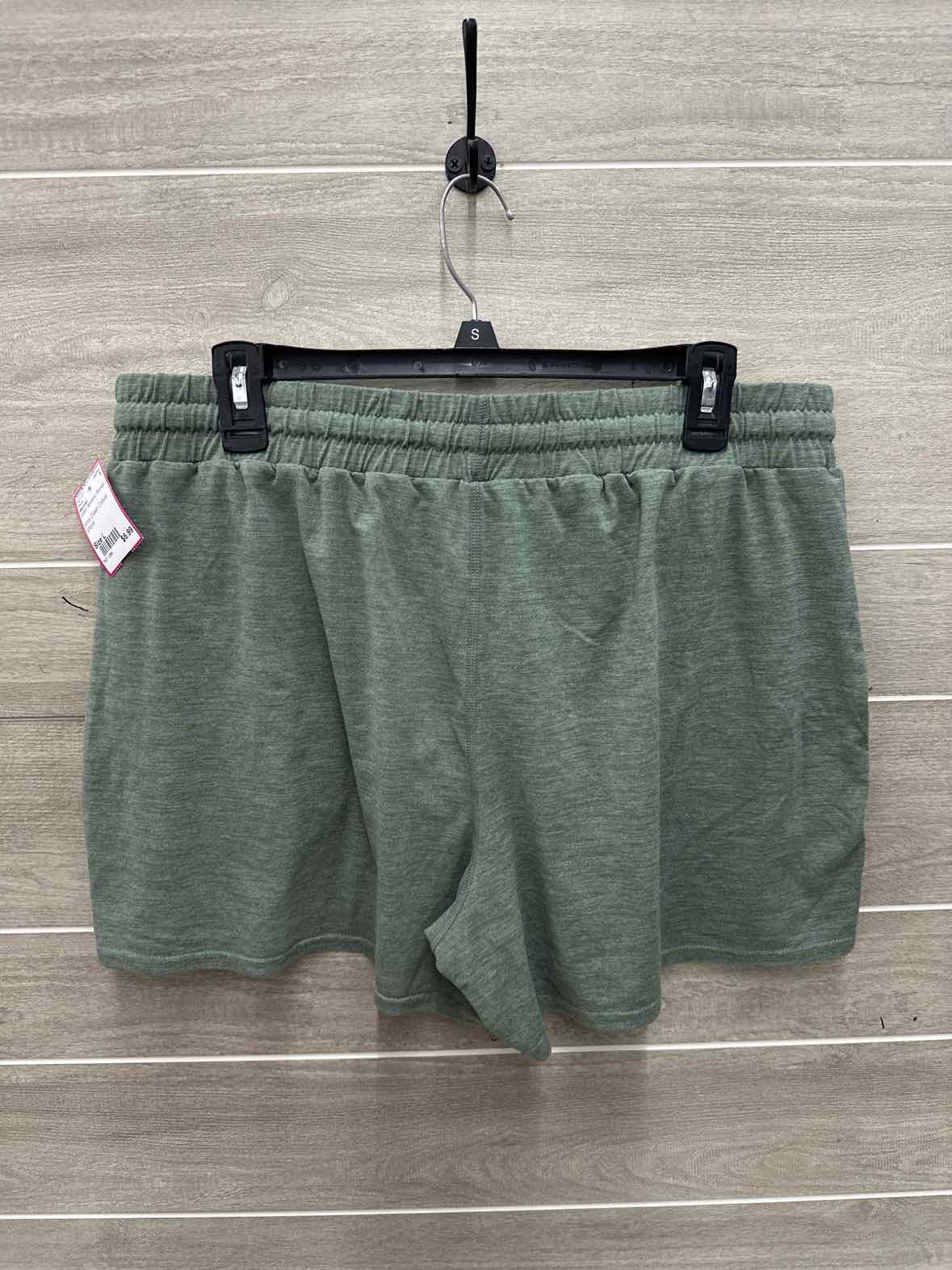 Maurices Size L Green Womens Shorts