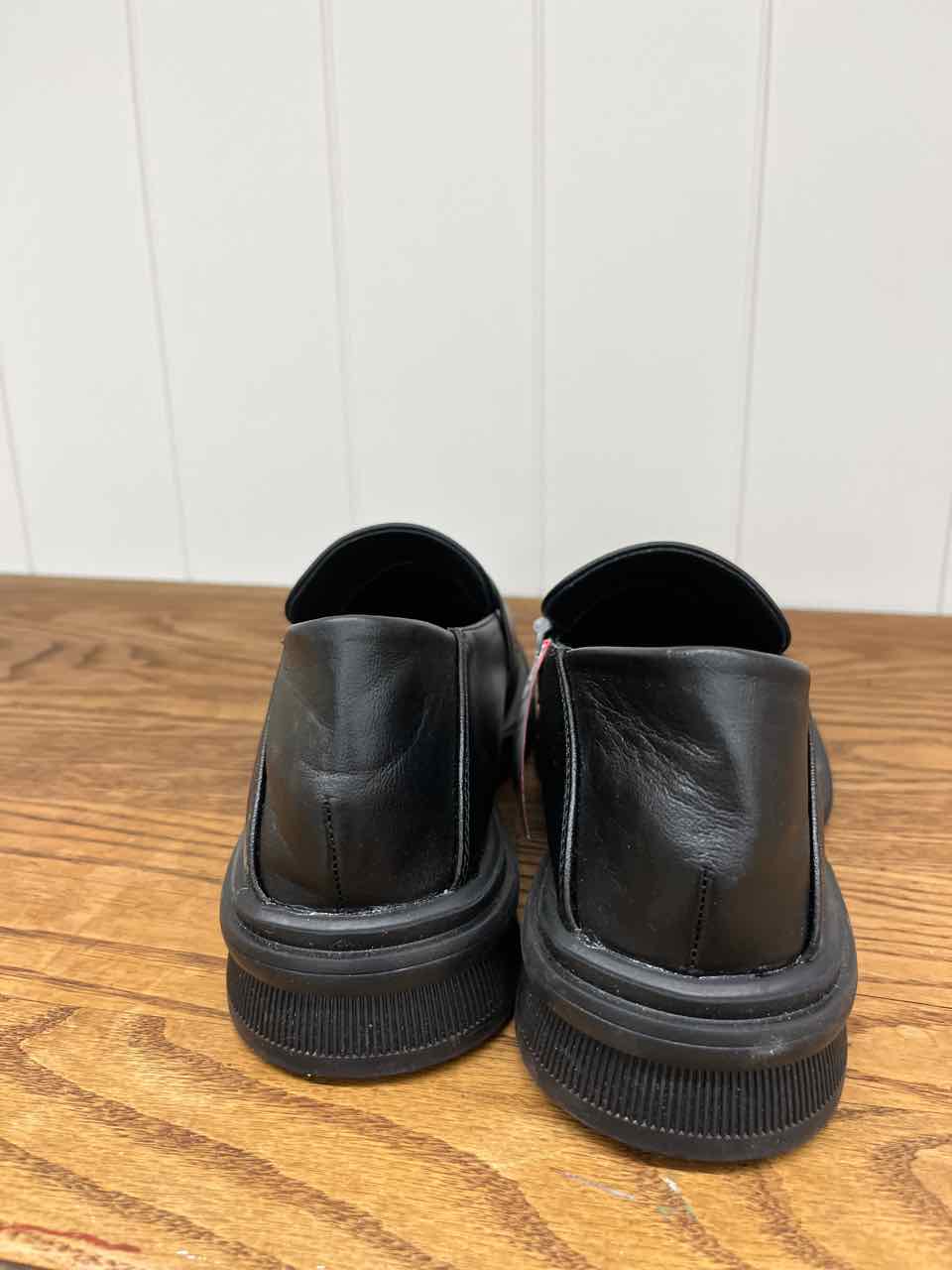 8.5 Black Womens Women Size 8.5 Shoes/Footwear