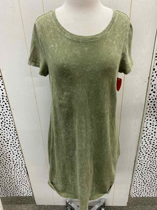 Time & Tru Olive Womens Size 4/6 Dress